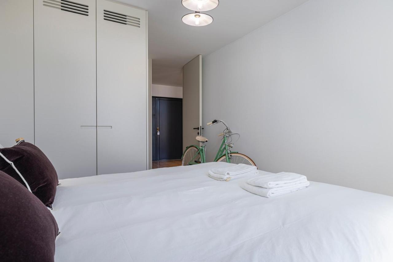 Glamorous 3bdr In Center By Lovelystay